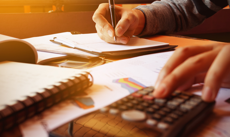 Nie pozwól, by alimenty odebrały Ci spokój i niezależność